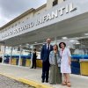 Cléo Faria, a Brisa da série infantil DPA, visita a Santa Casa de Santos